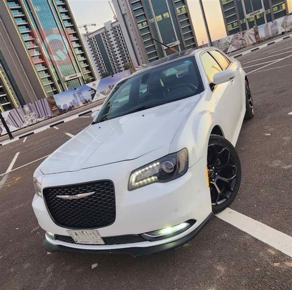 Chrysler for sale in Iraq